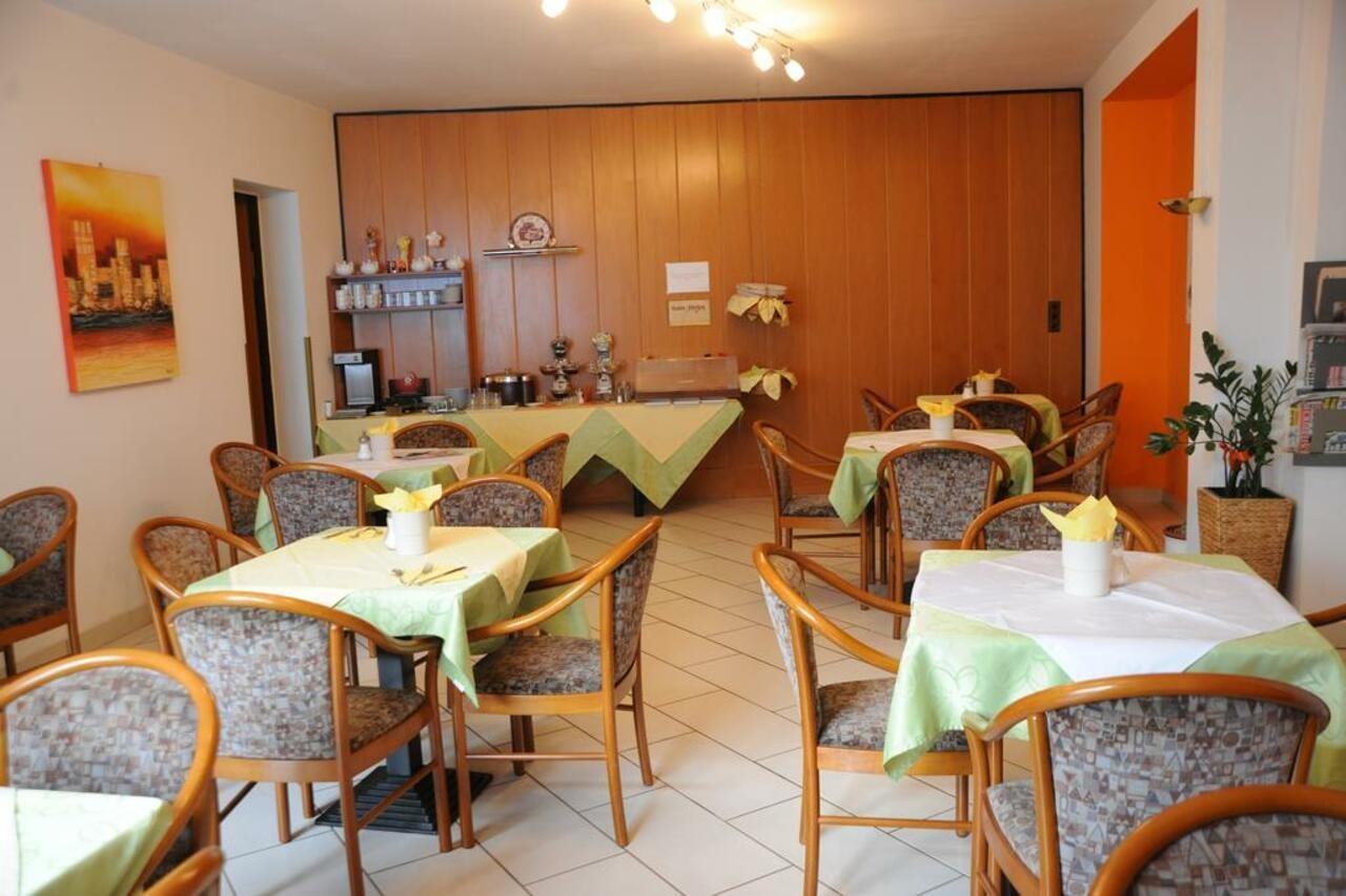 Erlaa 4* Wien